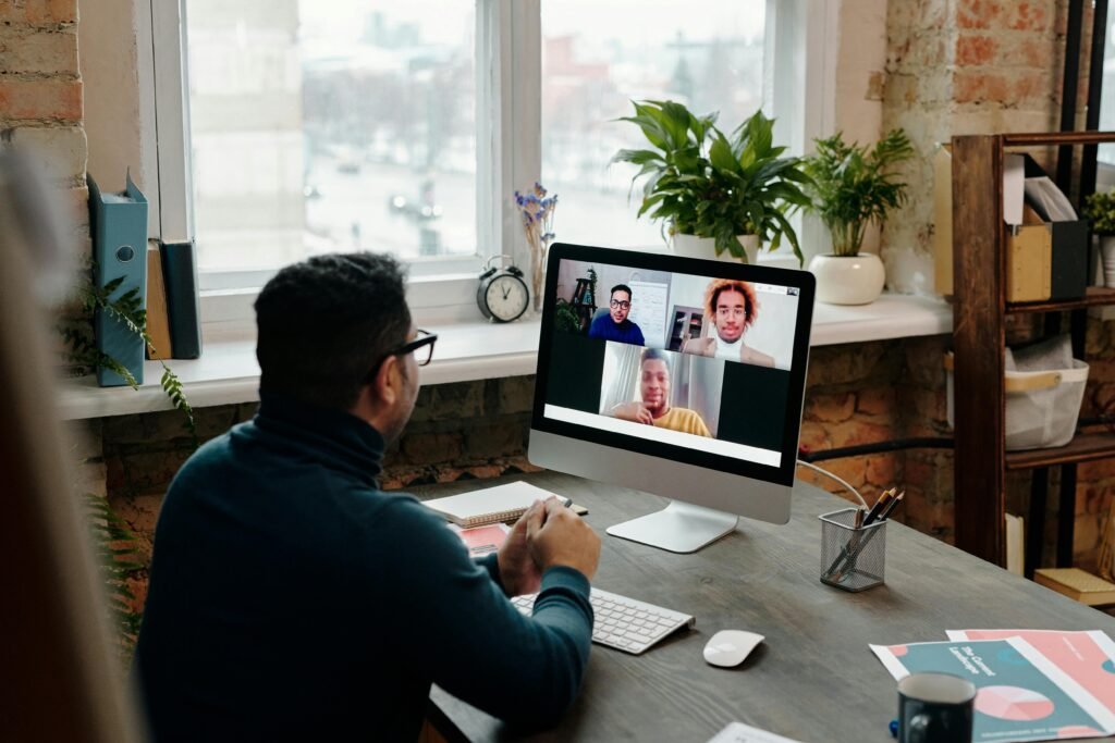 Remote Working in 2025: The Best Tech for Team Communication and Collaboration 3 Remote Working in 2025: The Best Tech for Team Communication and Collaboration